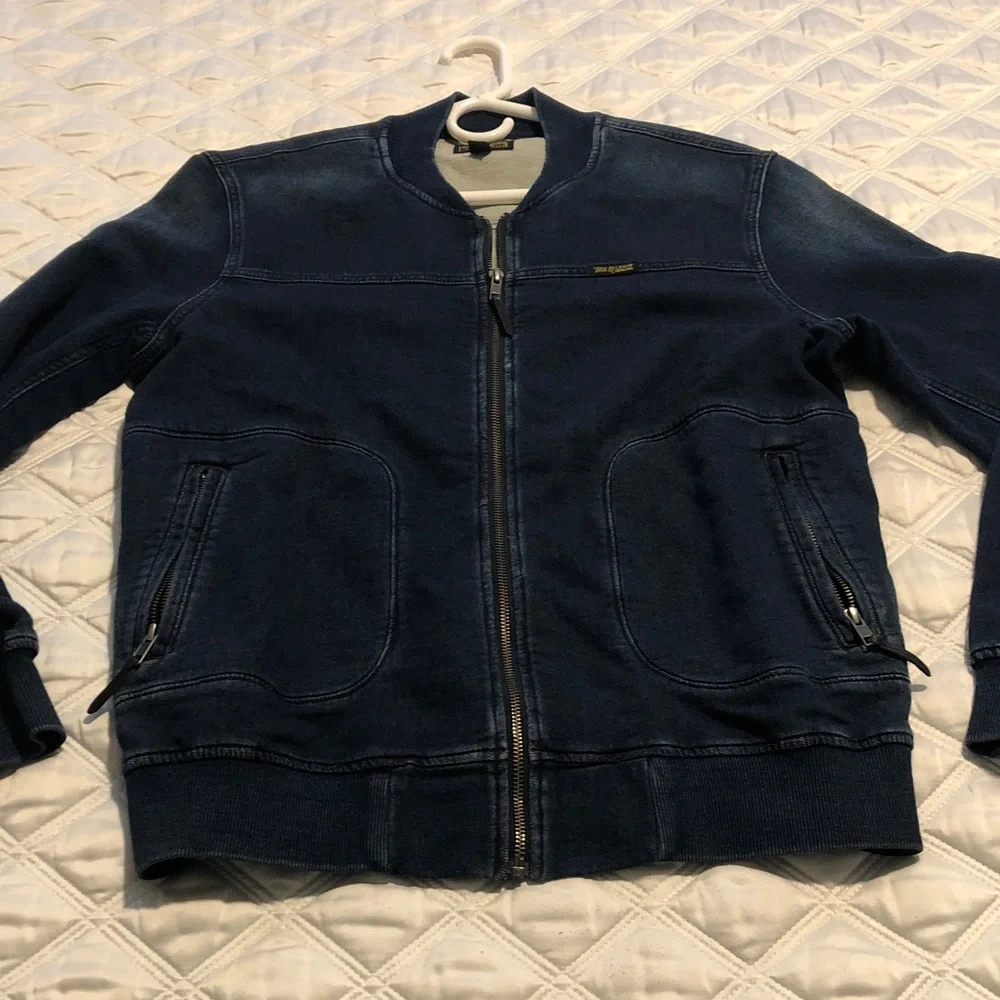 True Religion Men's Indigo Runner Jacket (Denim Look) - unisex Adult Medium.